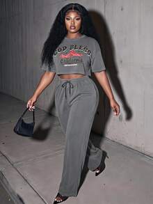 Slaydiva Plus Size Women 2pcs/Set Casual Street Style Short Tee And Loose Sweatpants - Grey - View 1