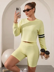 Easithlete Easithlete Women's Round Neck Long Sleeve Color Block Sports Sweatshirt - Pale Yellow - View 4
