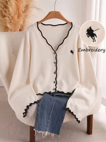 GlowEve CURVE Cardigan Bahu Jatuh dengan Trim Kontras untuk Guru, Liburan, Hitam Putih, Musim Gugur, Kasual, Tradisional, Musim Dingin - MultiWarna - View 5