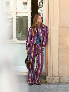 Nöista Vertical Striped Wide-Leg Jeans. Versatile Everyday, Suitable Casual Outings, Commuting, Parties; Easily Paired Anything. Fall Winter, Going Out - Red Violet - View 2