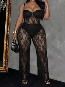 Slaydiva جمبسوت أسود دانتيل شفاف مقاس كبير بحمالات رفيعة وكوب وساق واسعة، أنيق وجذاب، مناسب للمواعدة والحفلات الصاخبة والصيف - الأسود - مشاهدة 6