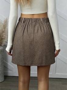 SHEIN LUNE Rok Mini A-Line Wanita Ukuran Besar Motif Houndstooth Cokelat Vintage Kancing Tunggal Pinggang Tinggi dengan Kantong Palsu untuk Musim Gugur - Coklat - View 2