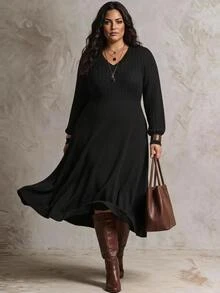 SHEIN CURVE+ Gaun Sweater Rajut Panjang Kasual Ukuran Besar Warna Polos dengan Pinggang Terikat, Musim Gugur/Dingin - Hitam - View 2