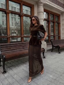 Silquee Setelan Jaket Kerah Syal Elegan dan Rok Panjang untuk Wanita - Coklat - View 3