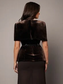 Silquee Setelan Jaket Kerah Syal Elegan dan Rok Panjang untuk Wanita - Coklat - View 7