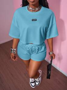 Slaydiva Setelan Olahraga Kasual Musim Panas Warna Biru Muda untuk Wanita, Ukuran Plus, Gaya Jalanan Retro, Atasan Crop Lengan Pendek Leher Bulat dan Celana Pendek Super Pendek - Biru - View 7