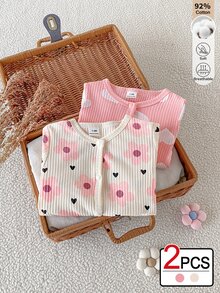 SHEIN 2件組 秋冬新生女嬰粉色愛心印花前扣連身衣 + 杏色花卉印花長袖長褲連身衣，休閒可愛舒適柔軟開襠居家服，適合春夏/秋冬日常外出或居家穿著 - 彩色 - 查看 4