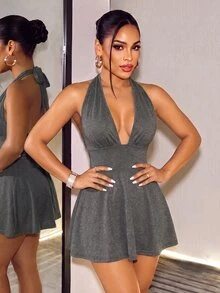 Mistrie Romper Ketat Warna Abu-abu Gelap dengan Leher V Dalam dan Tali Belakang Terbuka, Cocok untuk Liburan Musim Panas, Seksi, dan Kasual. - Dark Grey - View 5