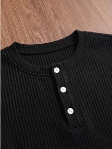 ESTAVOR Casual Men's Solid Color Button Short Sleeve T-Shirt For Daily Wear - Black - View 4