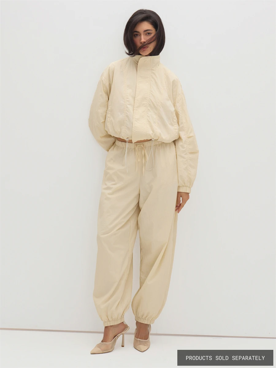 MUSEYN Beige Balloon Ruched Elastic Waistband Pants Statement Fashion-Forward Everyday Office Sports Summer New Season Capsule Wardrobe Casual - Apricot - View 1