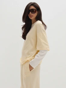 MUSEYN Cream Contrast Jersey Crew Neckline Long Sleeve Oversized T-Shirt Casual Comfortable Effortless Everyday Day Out Fall - Light Yellow - View 3
