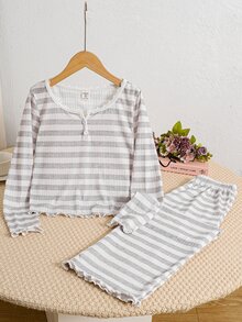 SHEIN Kids Tween Girls Striped Pattern V-Neck Half-Button Scalloped Long Sleeve Pants Soft Comfortable Loungewear Pajama Set 2pcs - Multicolor - View 8