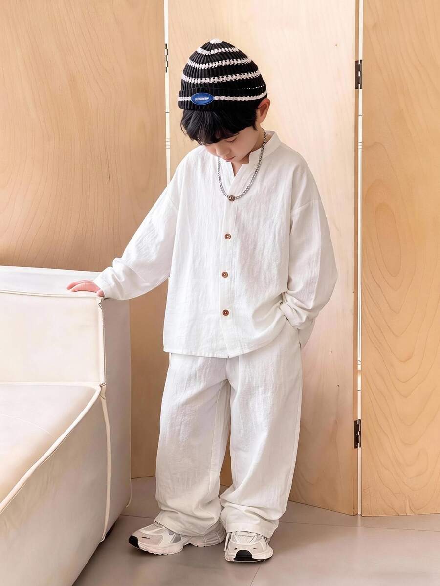 Young Boy Letter Patched Drop Shoulder Shirt & Pants Set - White - View 1
