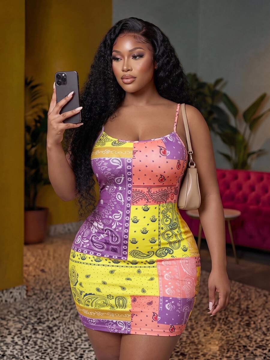 Veslaya Slaydiva 2026 夏季新款加大码女装度假沙滩百搭钩针图案印花紧身吊带裙 春夏女式沙滩裙 沙滩罩衫裙 漂亮女式连衣裙 泳装裙 夏季女式连衣裙 女式迷你裙 - 彩色 - 查看 1