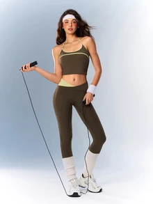 VARSIVA Women's Colorblock Cropped Halter Tank Top And Leggings Sports Set - Multicolor - View 10