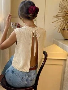 Serisse 女士 Y2K 秋季法式休闲无袖针织上衣，圆领，后开衩系带毛衣，返校季，教师，复古富贵风格，70 年代风格，露背夏季上衣 - 杏色 - 查看 3