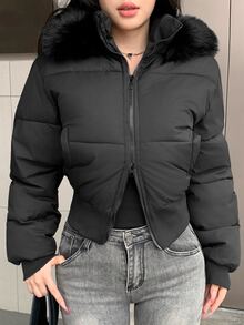 DAZY 女款連帽毛領拼接短版修身街頭休閒鋪棉外套 秋季夾克 - 黑色 - 查看 5