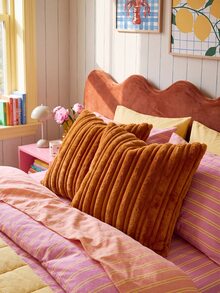 1pc Orange Textured Faux Rabbit Fur Decorative Pillowcase, Soft And Comfortable, Fluffy Home Decor Cushion Cover, Square Throw Pillow Cover, Holiday Home Pillowcase Decoration, Modern Decor Sofa, Home Bedroom, Pillow Insert Not Included - Orange - View 11