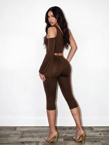 Zolique Autumn New Elegant Sexy Party Night Out Hollow One-Shoulder Bell-Sleeved Cropped Top And Side-Tie Cropped Pants Two Pieces Set, Dark Brown Slim-Fitting - Brown - View 4