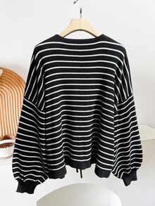 SHEIN CURVE+ 大尺碼女款休閒可愛優雅條紋前綁帶寬鬆開襟衫，秋冬款，2026 22W 正式度假晚宴黑白配色 - 黑與白 - 查看 2