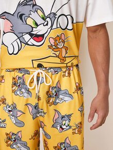 TOM & JERRY X SHEIN Men's Cartoon Print Short Sleeve Top And Shorts Loungewear Set - Yellow - View 6