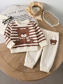 SHEIN Playful Pals 2件組幼兒男童運動衫慢跑褲套裝，可愛棕色奶油熊圍巾條紋長袖圓領常規款，適合戶外派對秋季印花 - 彩色 - 查看 3