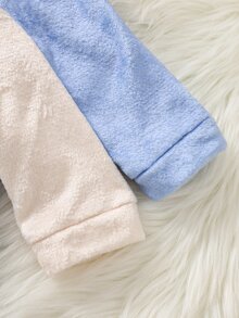 SHEIN 2件裝新生兒長袖圓領連腳連身衣，藍色與杏色恐龍印花，簡約舒適柔軟可愛休閒法蘭絨抓絨家居服，附配套帽子，適合室內外冬季保暖 - 彩色 - 查看 7