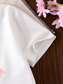 SHEIN Genkimix Kids 2件組女童品牌T恤套裝，韓系嬰幼兒西式寬鬆可愛短版上衣兩件套，夏季7歲生日櫻桃配色白色紅色 - 白色 - 查看 10