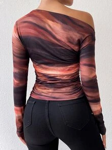 SHEIN LUNE Marble Gradient Print Asymmetric Asymmetrical Neck Long Sleeve T-Shirt With Pleats Graphic Tees Women Tops For Spring Outfit - Redwood - View 2