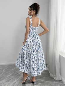 Momance Allover Ditsy Floral Sleeveless Square Neck Summer Waist Cinched Dress Maternity Dress - Blue and White - View 3