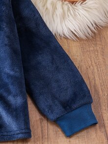 SHEIN 2件組兒童大童男孩休閒日常百搭舒適刺繡圓領長袖上衣＋寬鬆格紋保暖內裡睡褲長褲居家服套裝 - 藍色 - 查看 5