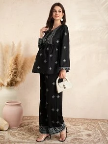 Momance Printed V-Neck Tie Top And Straight Leg Pants Elegant Maternity 2 Pieces Set - Black - View 7