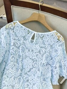GlowEve CURVE 大尺碼女款歐美風優雅純色時尚高端夏季百搭鏤空蕾絲水溶花修身寬鬆外出上衣女裝套裝 - 藍色 - 查看 4