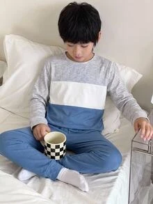 SHEIN 兒童青少年男孩修身條紋簡約圖案圓領長袖秋季休閒舒適居家睡衣套裝 2件組 - 彩色 - 查看 1