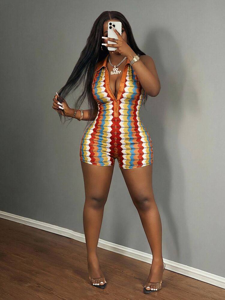 Slaydiva Women's Sexy Beach Vacation Colorblock Serrated Pattern Sleeveless Half-Button Front Bodycon Romper - Multicolor - View 3