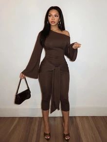 Slaydiva جمبسوت بني بأكمام طويلة وياقة غير متماثلة مع رباط، بقصة ضيقة - بني - مشاهدة 6