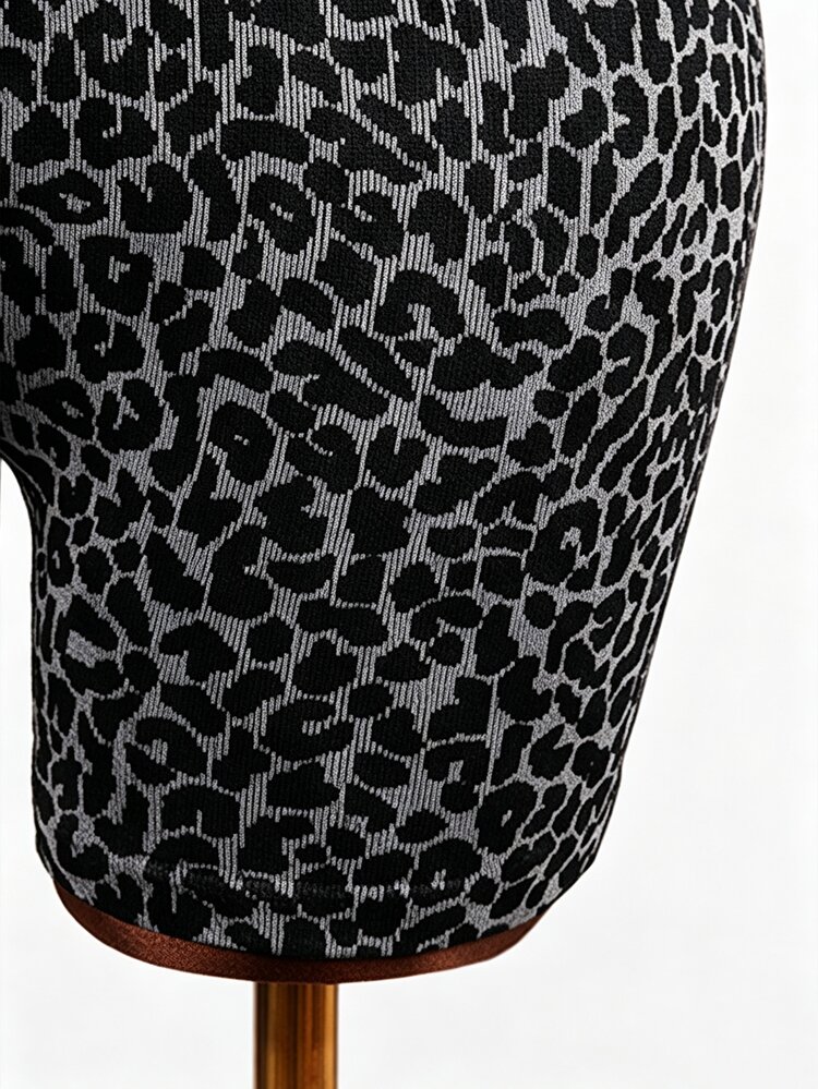 Mistrie Grey Leopard Print Halter Neck Backless Seamless Fitness & Sports Jumpsuit - Dark Grey - View 5