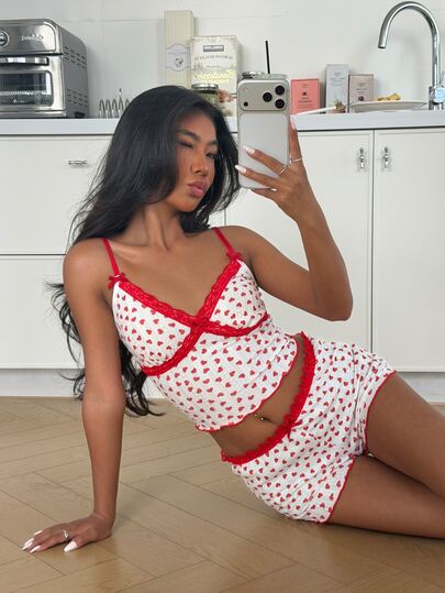 ZzzCrew Ensemble de pyjama ajusté pour femme avec imprimé cœur romantique et garniture en dentelle