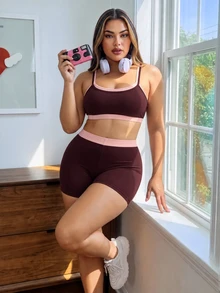 SHEIN Sovereign Charm Baju Renang Wanita Ukuran Plus Musim Panas 2026 Terbaru, Motif Patchwork Olahraga, Tali Bahu yang Dapat Diatur, Leher Bulat, Pinggang Tinggi, Celana Bermuda, Potongan Kaki Datar, 2 Potong - Coffee Brown - View 4