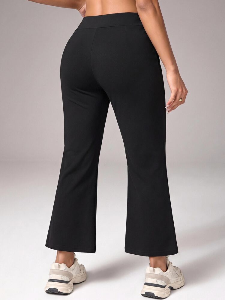 SHEIN Rhythm Era Women's Plus Size Solid Color Straight Leg Loose Fit Cropped Sports Pants - Black - View 2