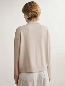 Briarwyn Autumn/Winter Women's Fashion French MinimalistChinese Knot Button Ribbed Patchwork Winter Sweater Black And Beige Sweater - Apricot - View 2