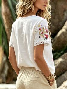 Wandoria [Printed Design] Floral Print Casual Boho Vacation Shirt, Vacation Summer - White - View 7