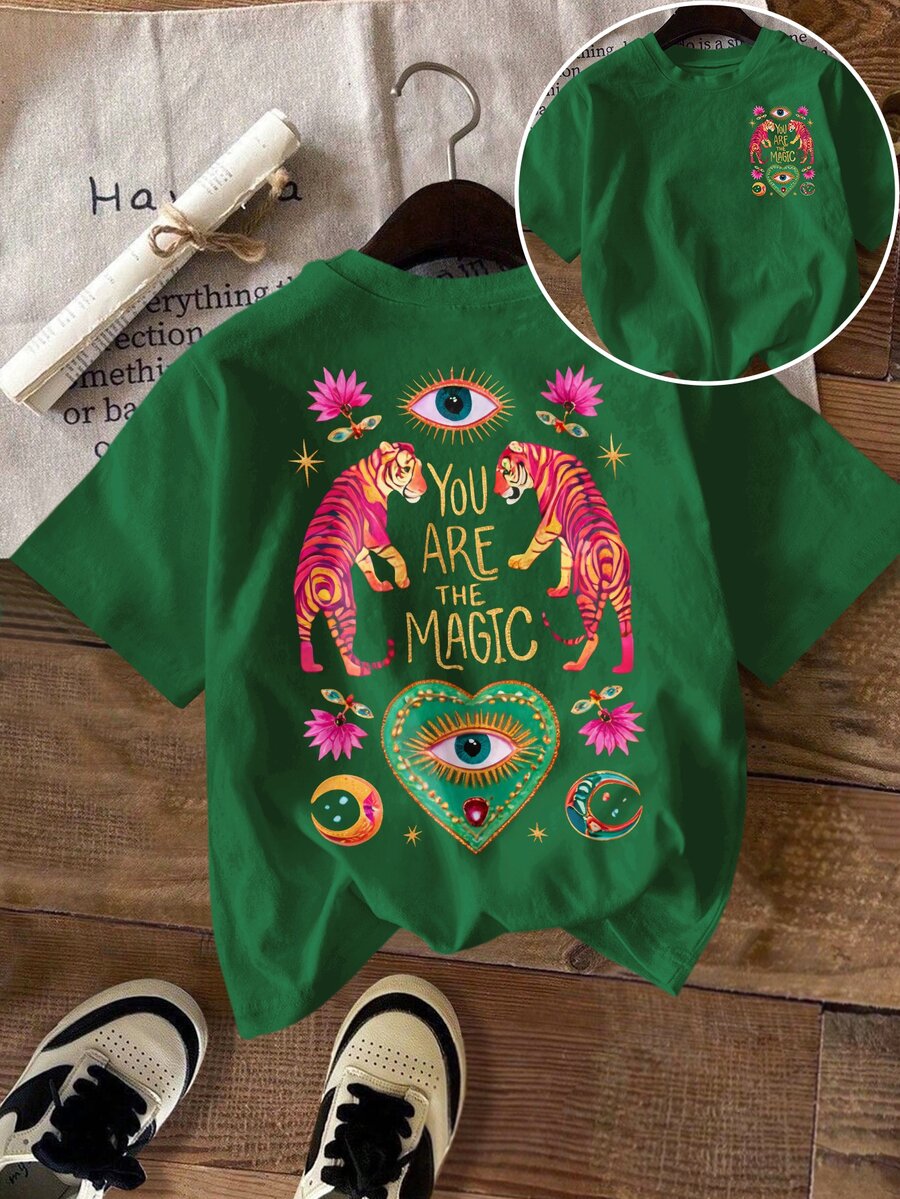 DrmWander [印花設計] 女款圓領短袖標準版輕量 T-shirt，波西米亞虎紋惡魔之眼標語正反面印花休閒上衣，適合街頭、週末、日常與度假穿著 - 綠色 - 查看 1