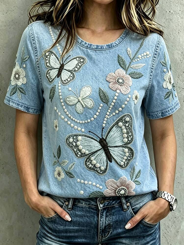 Selamara [印花設計] 女款 T-shirt，淺藍色花卉，夏季可愛仙女風度假牛仔效果刺繡工藝，仿珍珠裝飾蝴蝶與花卉圖案印花上衣 - 彩色 - 查看 6
