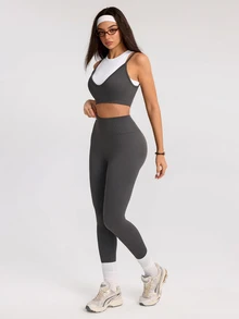SHEIN Sports طقم رياضي نسائي مكون من توب قصير بتصميم كتل لونية وقطع متداخلة & بنطال ضيق - رمادي - مشاهدة 6