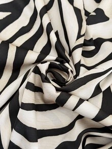 Elaquor Plus Size Women Zebra Print Casual Daily Wear Top - Black - View 10