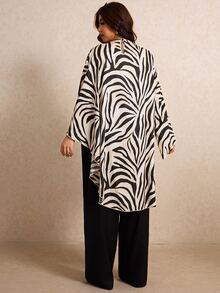 Elaquor Plus Size Women Zebra Print Casual Daily Wear Top - Black - View 2