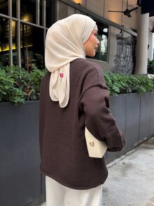 DAZY Women's Autumn/Winter Round Neck Deep Coffee Solid Color All-Match Loose Drop Shoulder Minimalist Versatile Casual Commute Daily Sweater - Brown - View 2