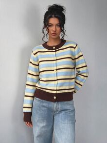 SHEIN BASICS 休閒極簡風女款開襟針織衫，適合秋冬外出，女款秋冬條紋毛衣，女款秋冬服飾，秋季穿搭，女款通勤穿搭，基礎上衣，外出穿搭，機場穿搭 - 黑色 - 查看 3
