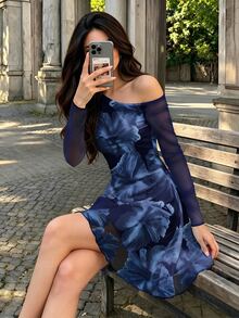 Modelyn 度假風海軍藍木槿花提花印花女款洋裝，春秋時尚不對稱單肩透視網紗長袖抓皺腰裙，適合日常休閒街頭穿搭、晚宴聚會的A字迷你連身裙 - 彩色 - 查看 4